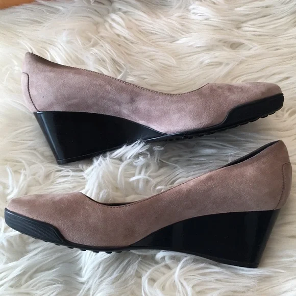 Tod’s Taupe Suede “Wedge Décolleté” Heel